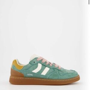 Coolway Yellow and Brown Sneakers